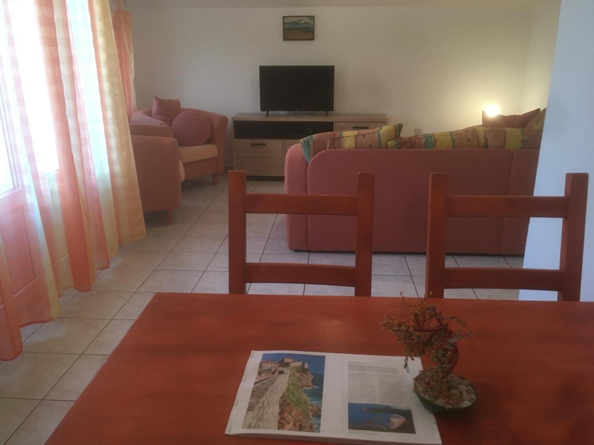 סבטי פטר Apartments Maleo מראה חיצוני תמונה